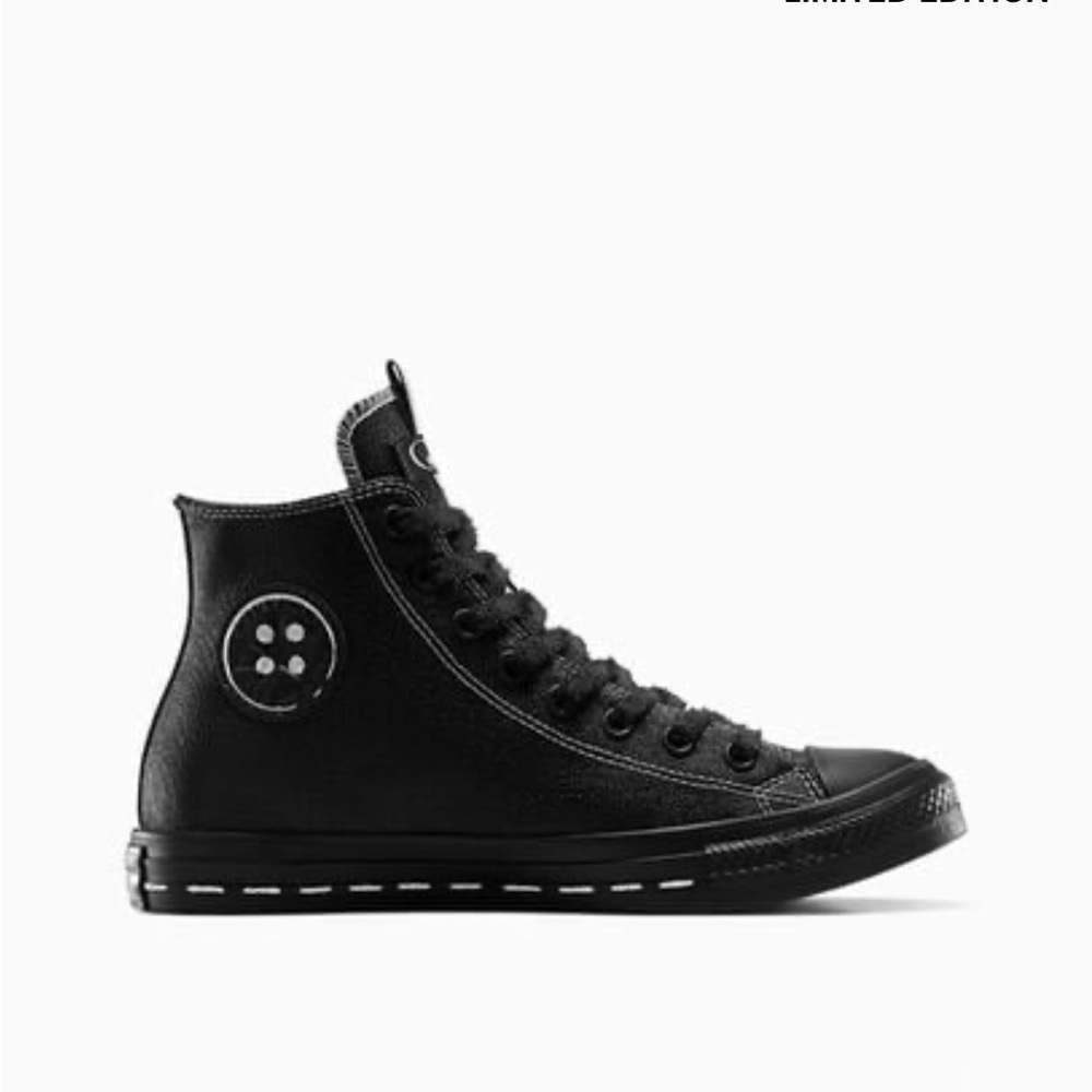 CONVERSE X CORALINE. NEW IN BOX.